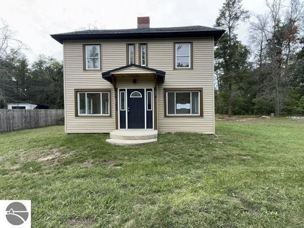 7255 Forman Road S, Idlewild, MI 49642