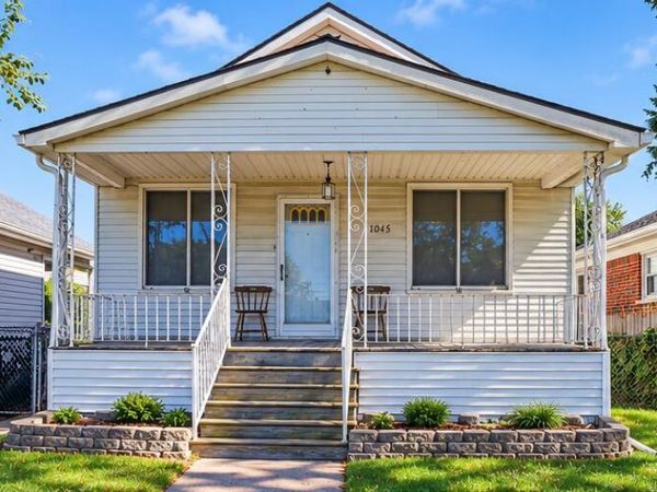 1045 5th Street, Wyandotte, MI 48192