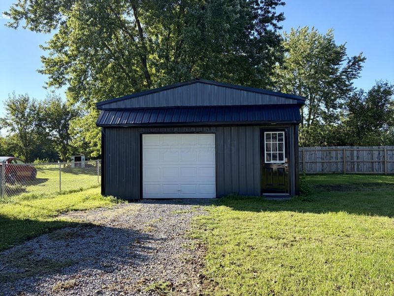 1099 E Kingscreek Road , Urbana, OH 43078 Photo 13