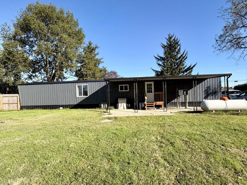 1099 E Kingscreek Road , Urbana, OH 43078 Photo 2