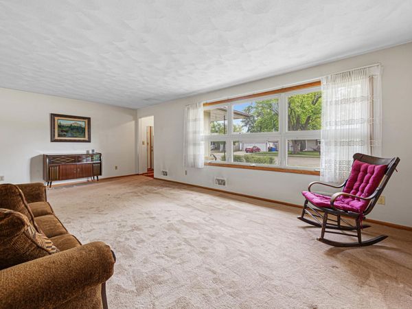 1530 Truman Avenue, Owatonna, MN 55060