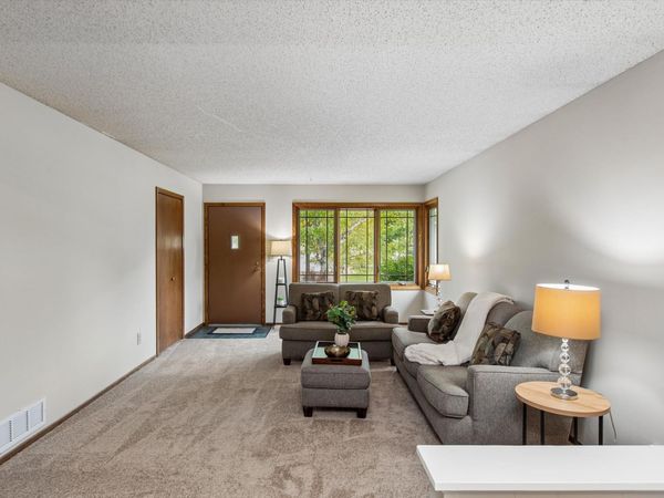 1493 Arundel Street, Saint Paul, MN 55117