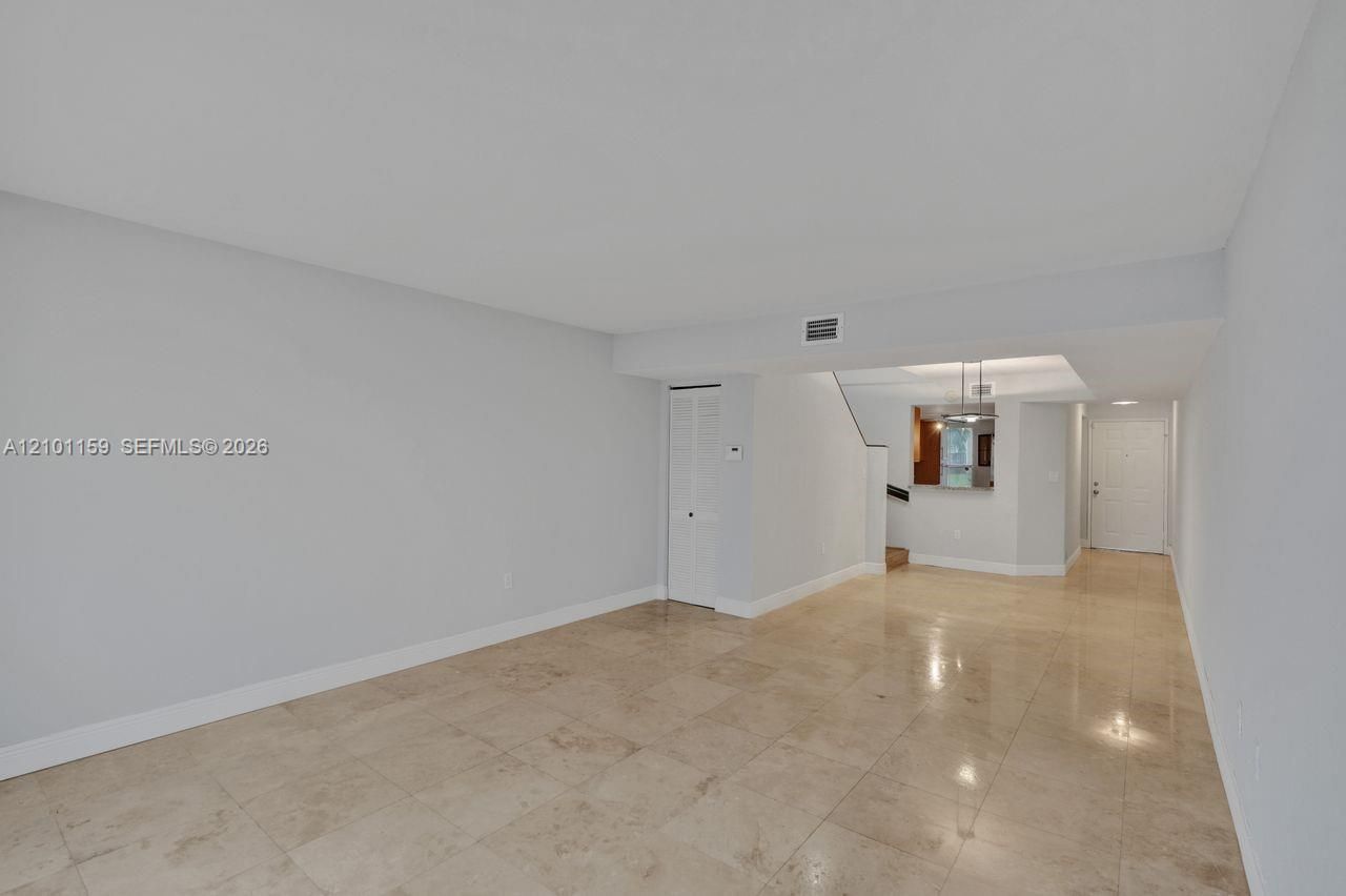 12346 NW 11th Ln , Unit 1009, Miami, FL 33182 Photo