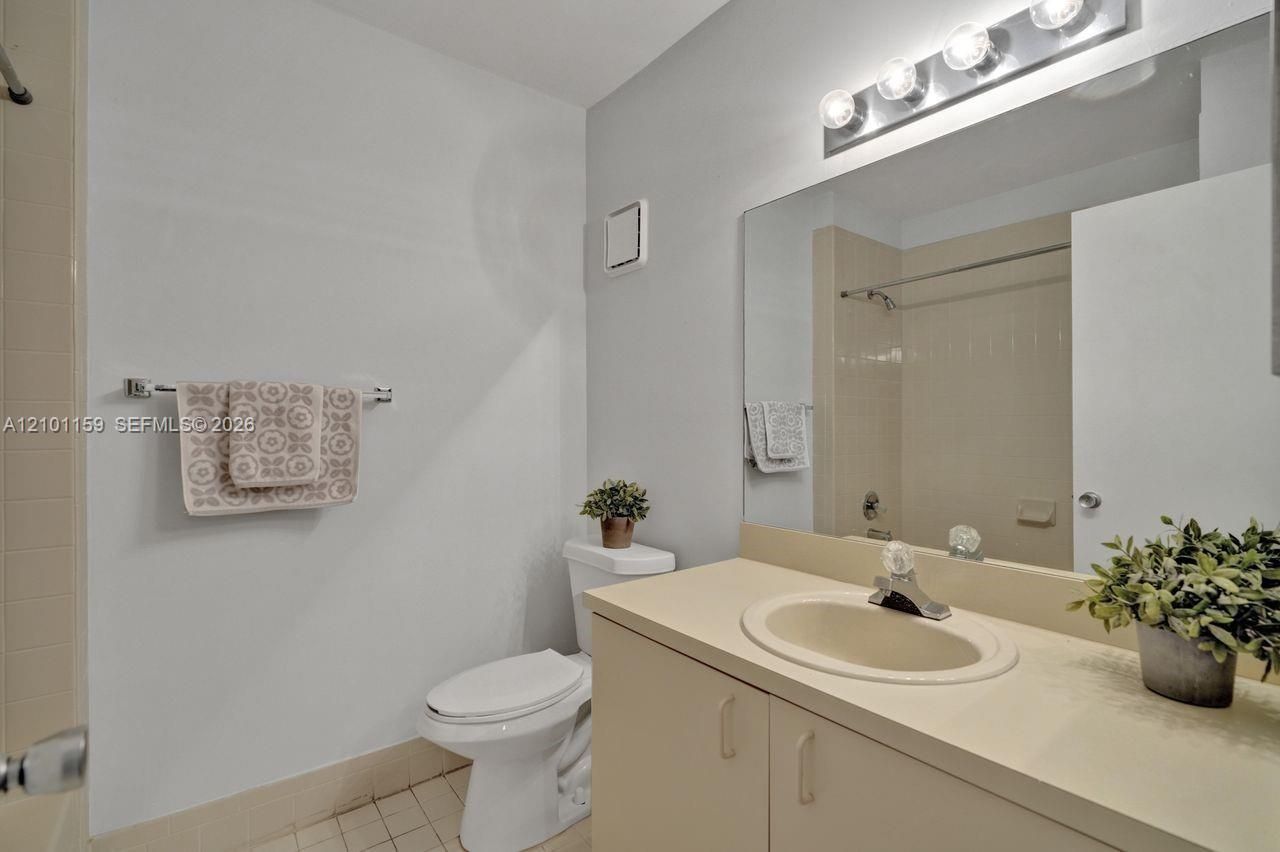 12346 NW 11th Ln , Unit 1009, Miami, FL 33182 Photo