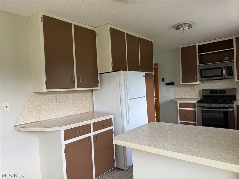 999 W Hutton Road, Wooster, OH 44691 Photo 12