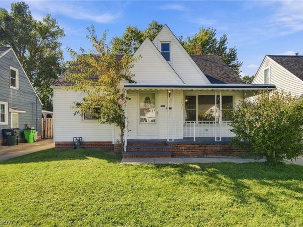 1434 Sunset Road , Mayfield Heights, OH 44124