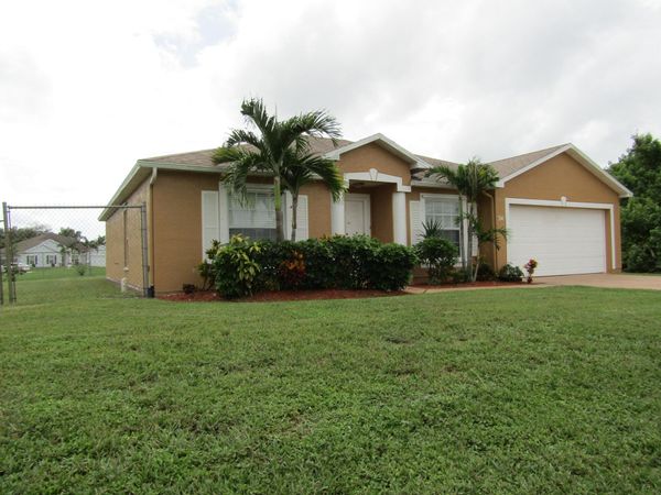 314 SW Log Drive, Port St. Lucie, FL 34953