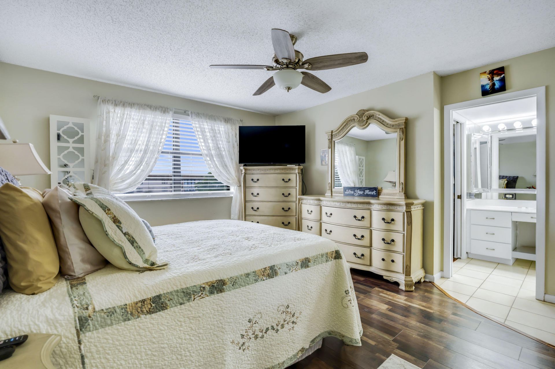 4960 E Sabal Palm Boulevard, Unit 414, Tamarac, FL 33319 Photo