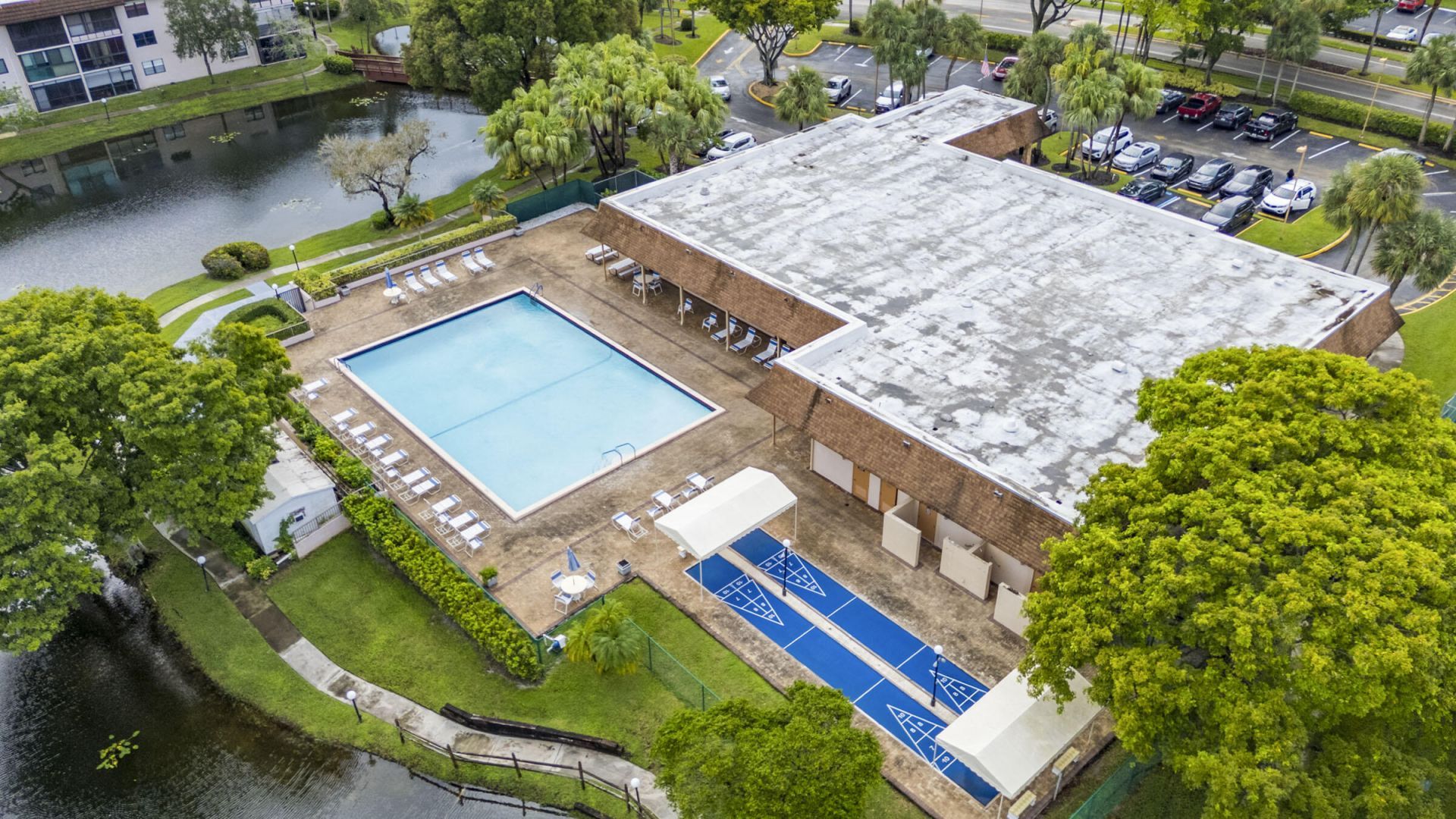 4960 E Sabal Palm Boulevard, Unit 414, Tamarac, FL 33319 Photo