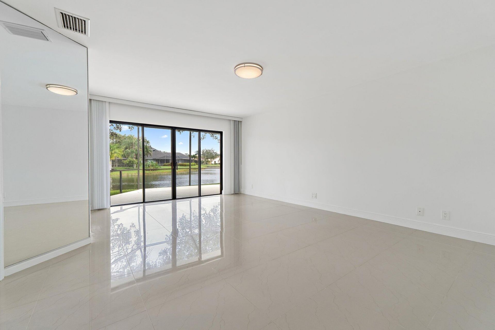 15 Tournament Boulevard, Palm Beach Gardens, FL 33418 Photo