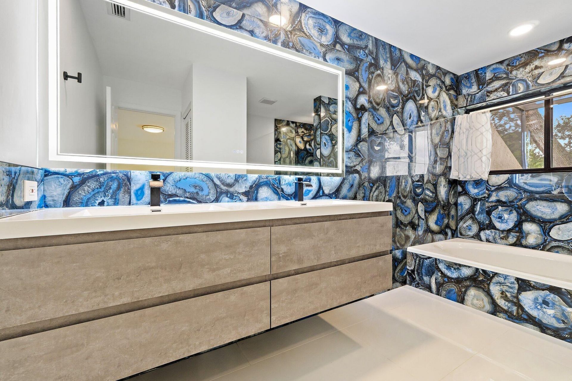 15 Tournament Boulevard, Palm Beach Gardens, FL 33418 Photo