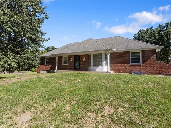 5201 OSAGE Avenue, Kansas City, MO 64133
