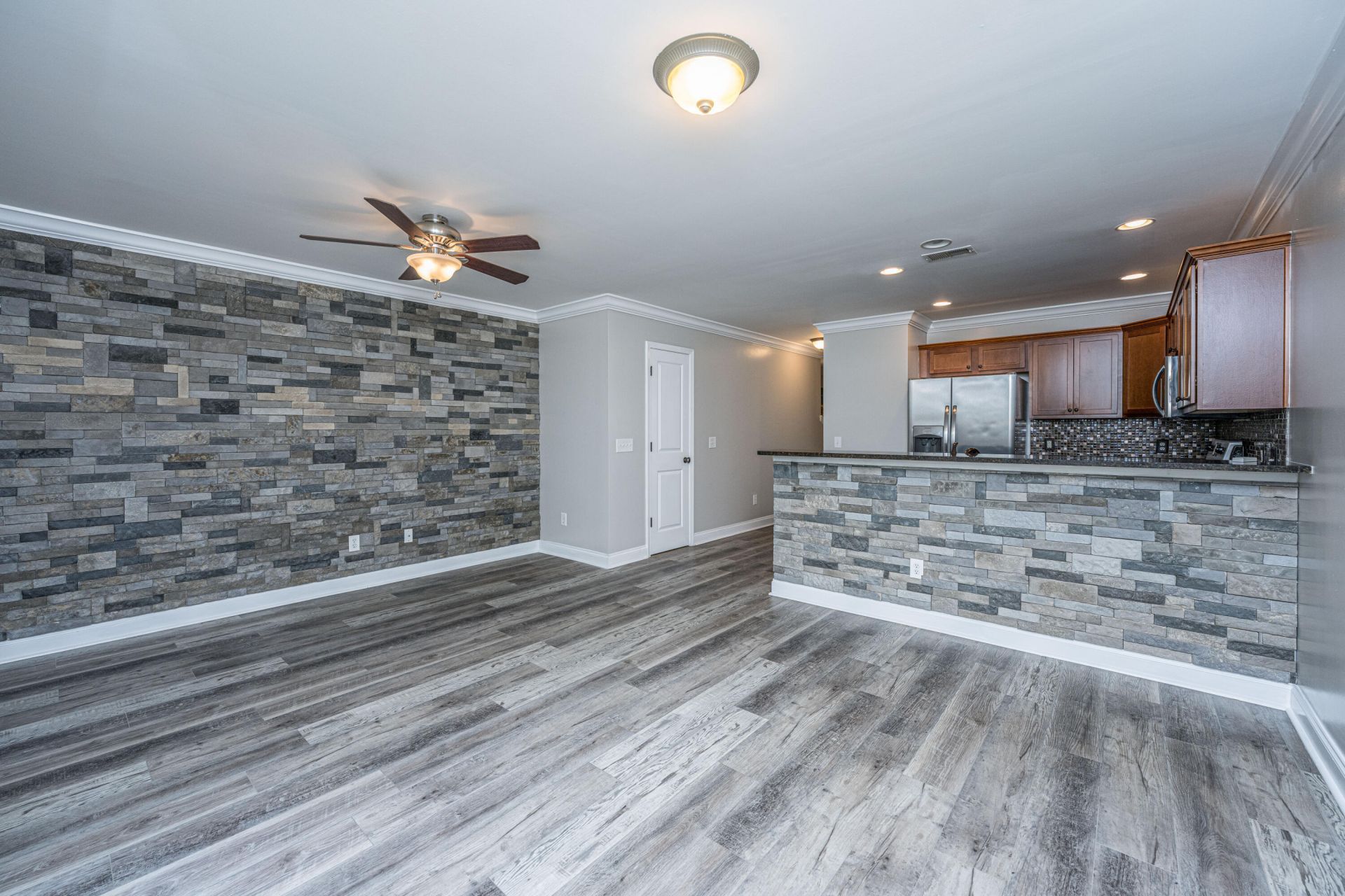 2995 Emma Lane Photo 12