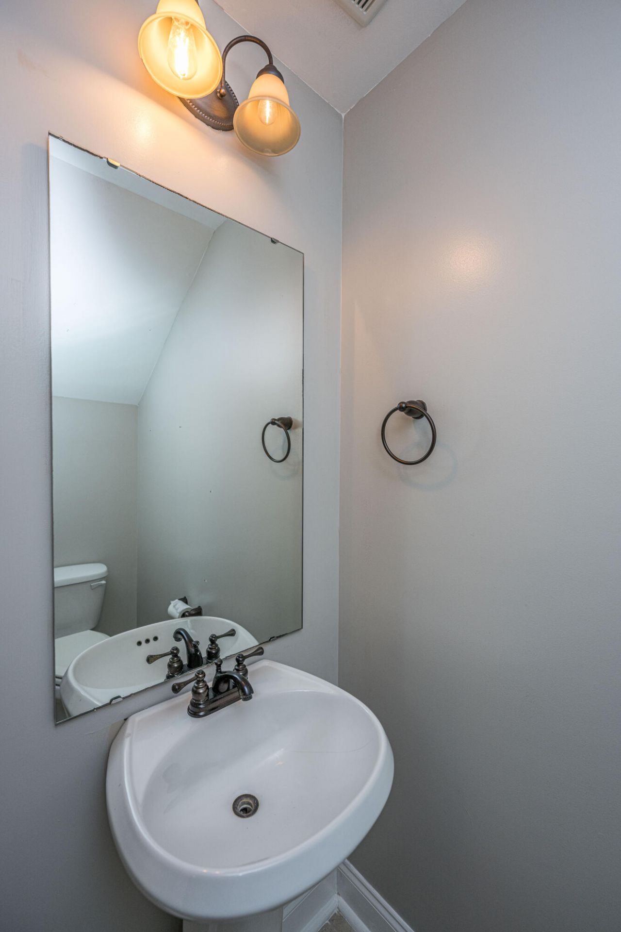2995 Emma Lane Photo 14