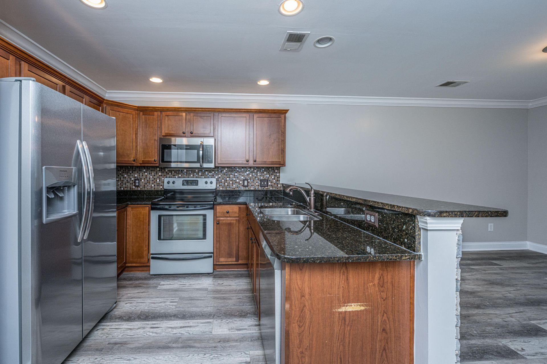 2995 Emma Lane Photo 7