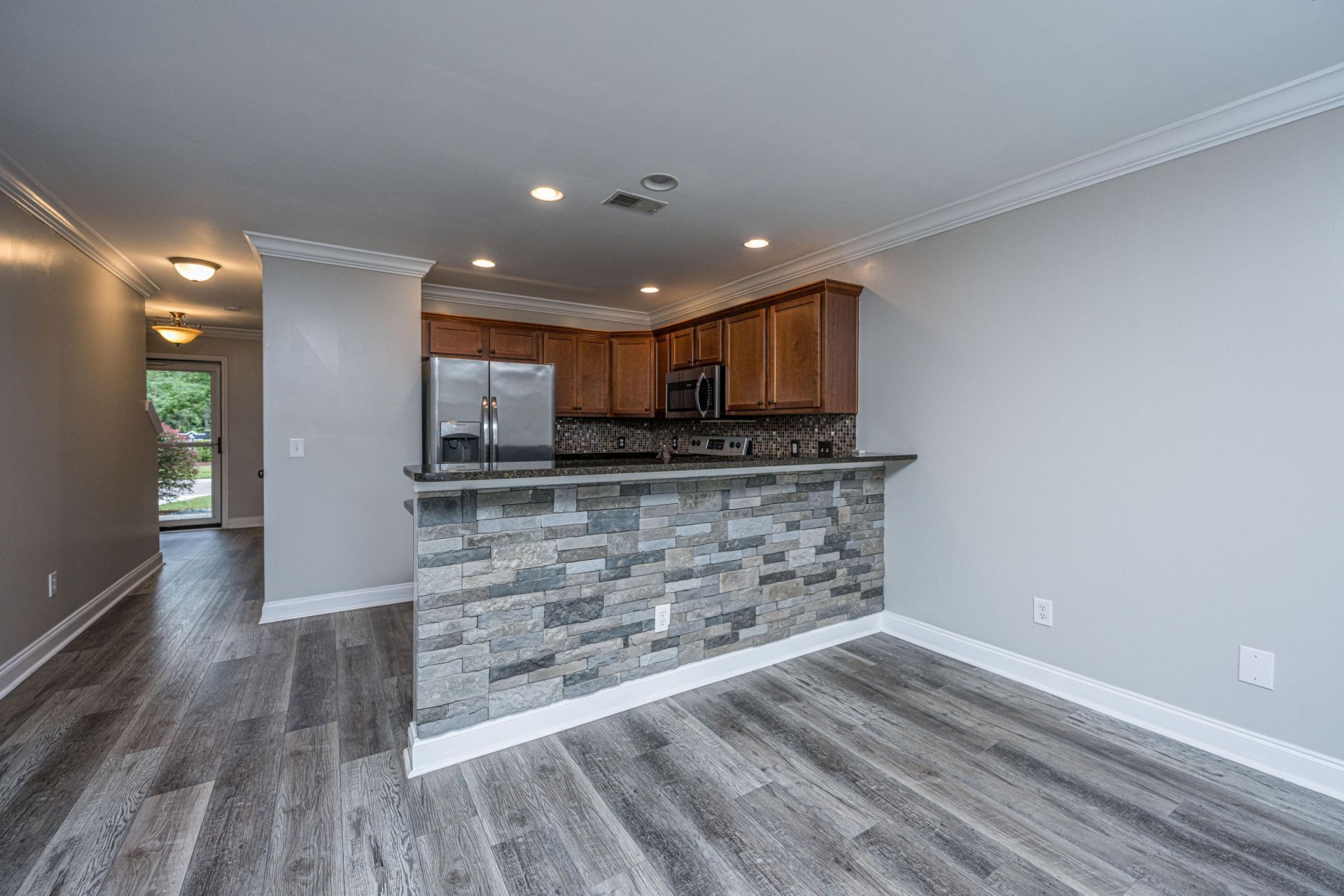 2995 Emma Lane Photo 9