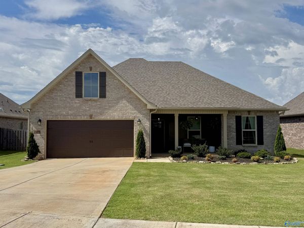 205 Grouser Drive, New Market, AL 35761