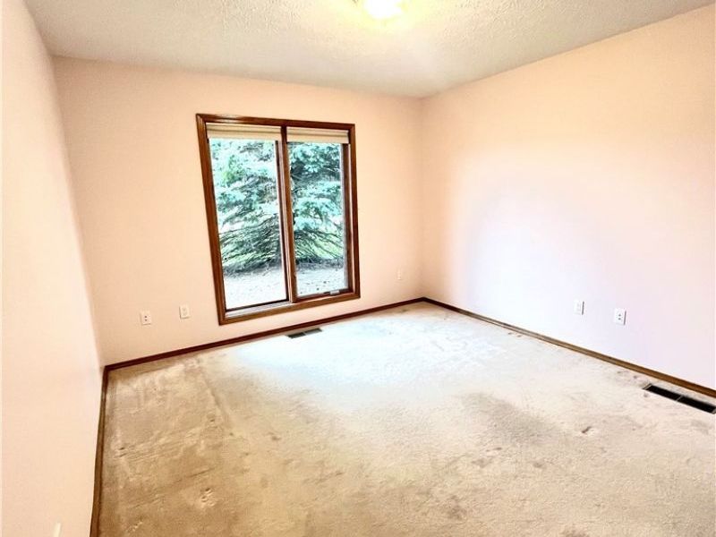 33037 Pebblebrook Drive , North Ridgeville, OH 44039 Photo 24