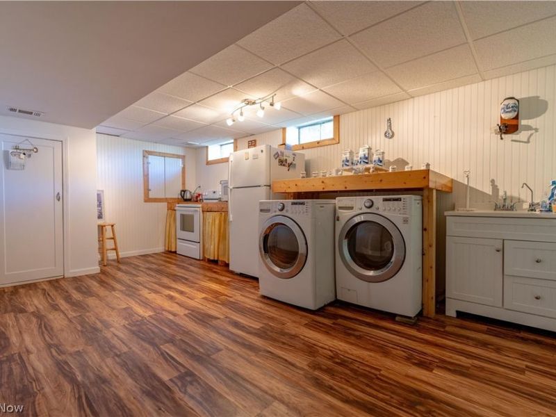 6787 Glenmere Avenue NE, Canton, OH 44721 Photo 25