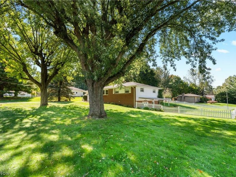 6787 Glenmere Avenue NE, Canton, OH 44721 Photo 5
