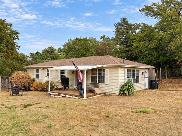 21605 E Eighth Street, Hinton, OK 73047
