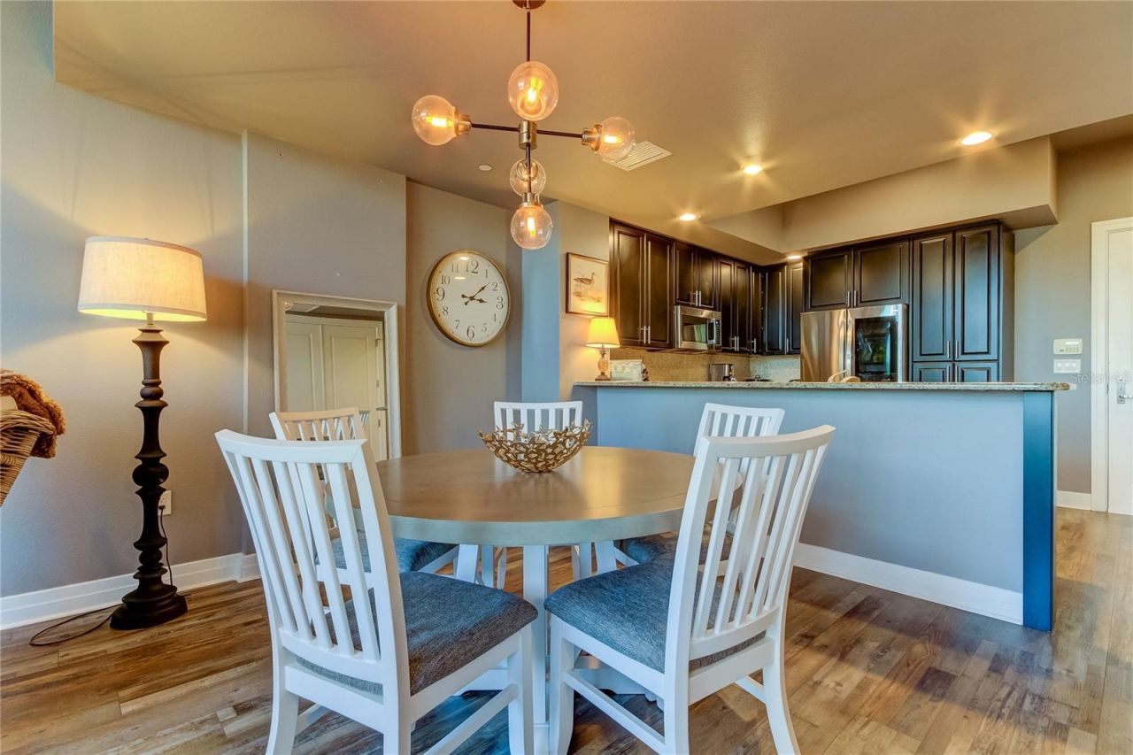 331 Cleveland Street , Unit 317, Clearwater, FL 33755 Photo