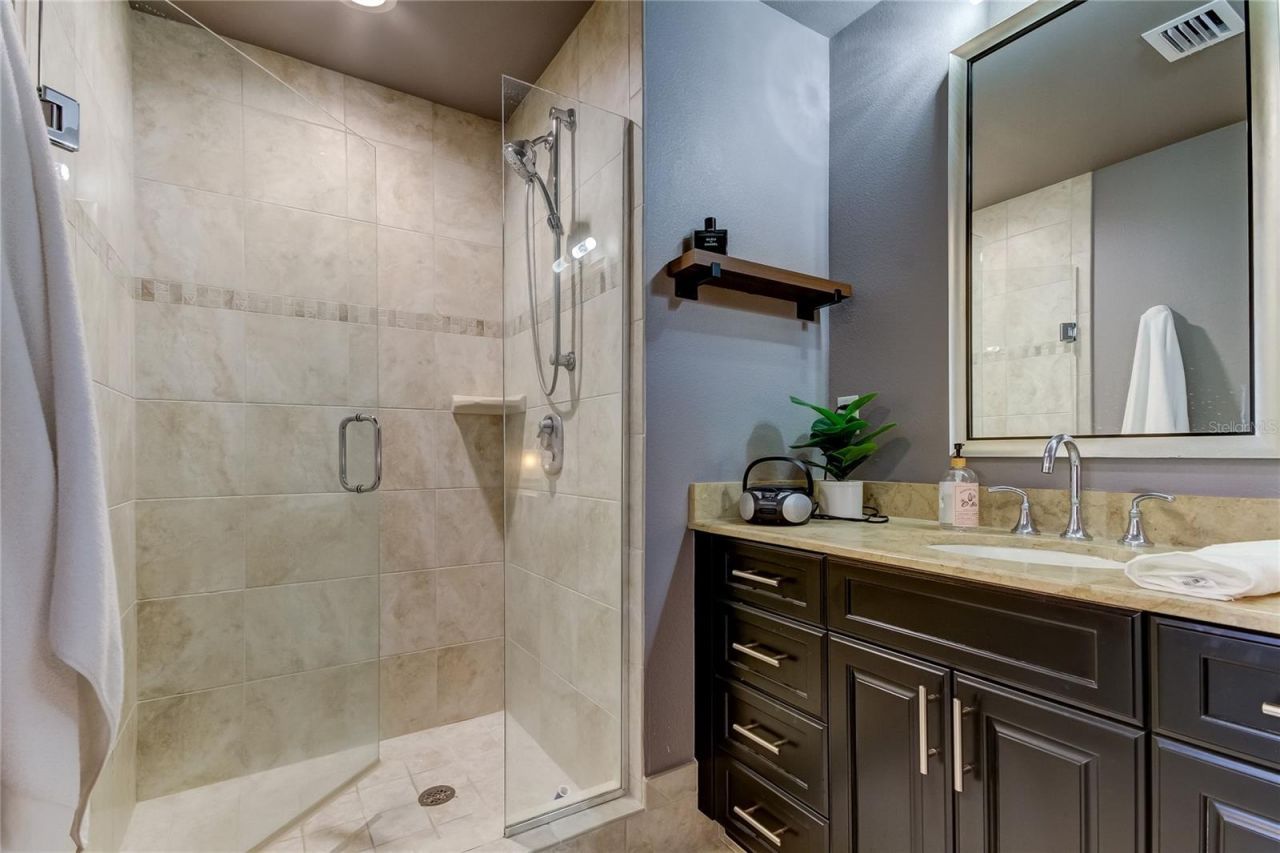 331 Cleveland Street , Unit 317, Clearwater, FL 33755 Photo