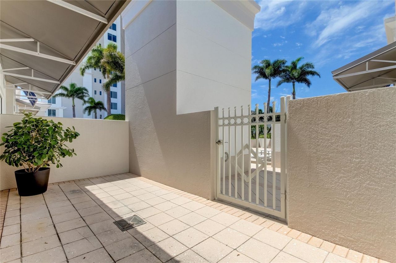 331 Cleveland Street , Unit 317, Clearwater, FL 33755 Photo