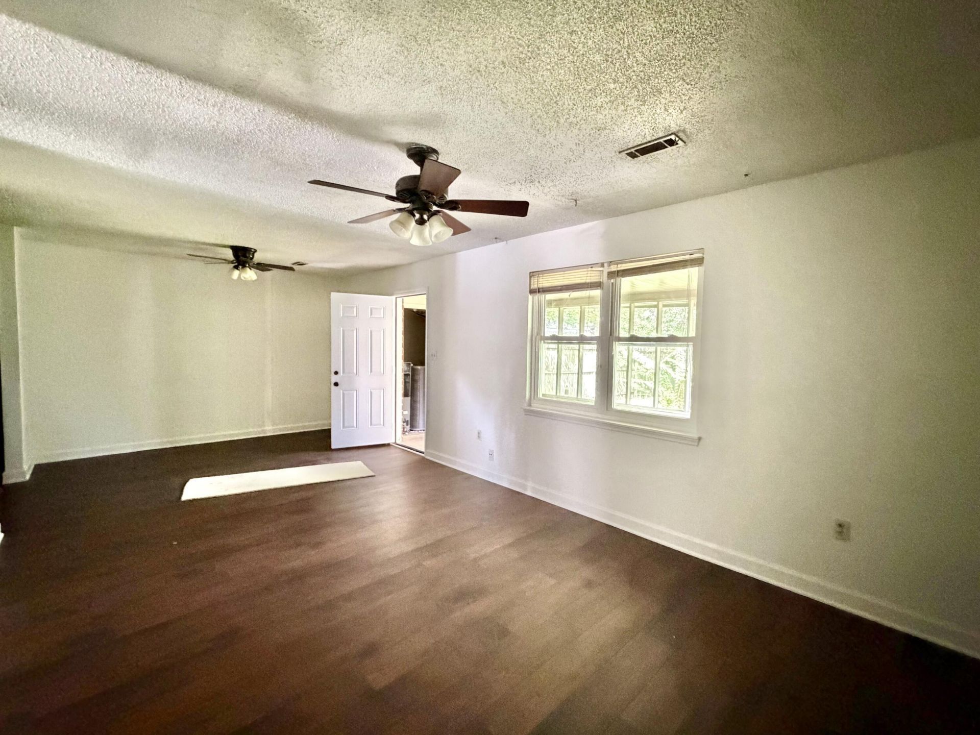 7724 Suzanne Drive Photo 12