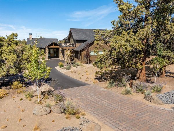 15721 SW Wooden Trestle Lane, Powell Butte, OR 97753