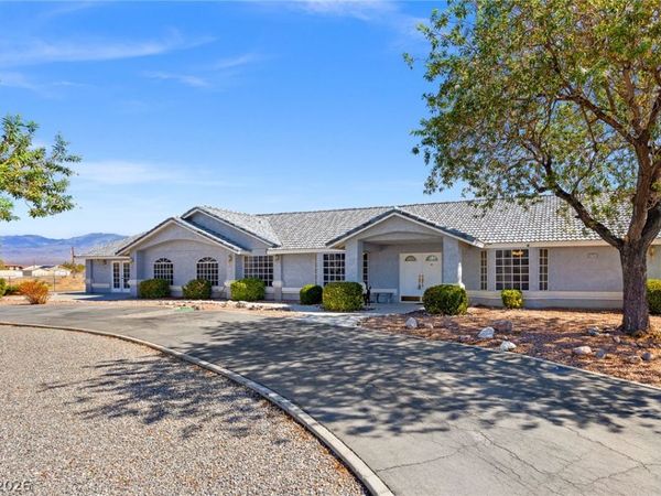 3751 S Mariposa Avenue, Pahrump, NV 89048