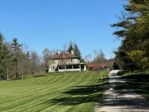 1121 Falls Road, Bainbridge, OH 45612