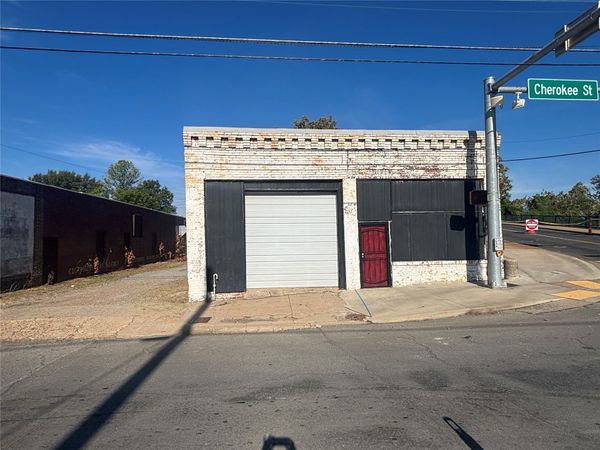 223 N Cherokee Street, Muskogee, OK 74403