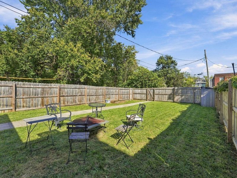 540 S Champion Avenue , Columbus, OH 43205 Photo 43