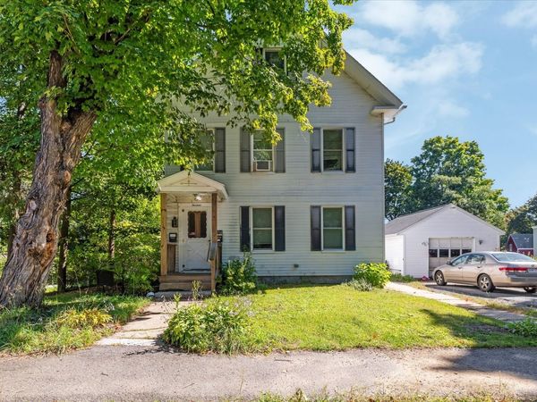 13 Mechanic St, Winchendon, MA 01475