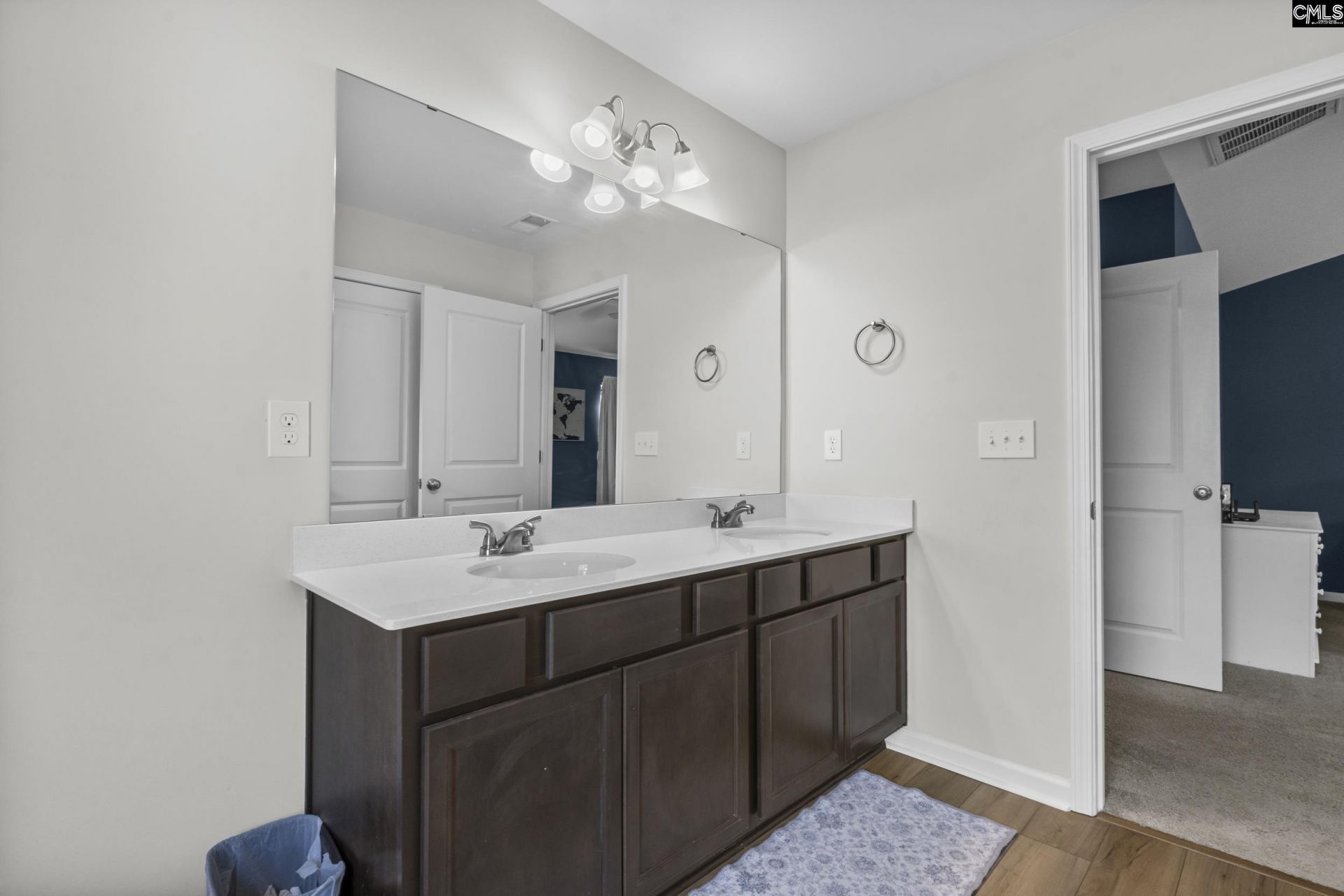 207 Watkin Way Photo 22