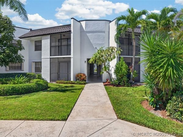 1999 NE Collins Circle, Unit 3-110, Jensen Beach, FL 34957