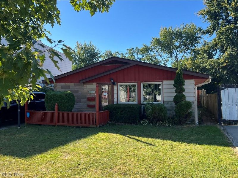 12805 Guardian Boulevard , Cleveland, OH 44135 Photo 2