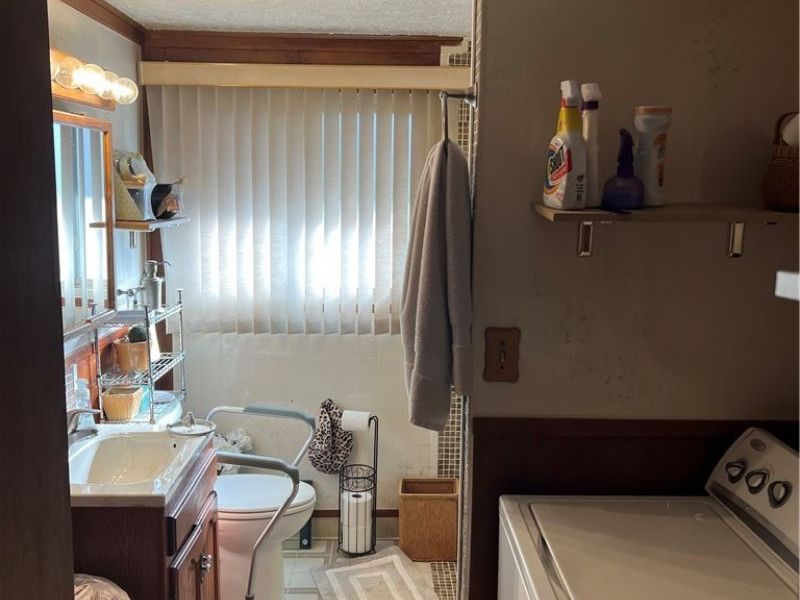 12805 Guardian Boulevard , Cleveland, OH 44135 Photo 6
