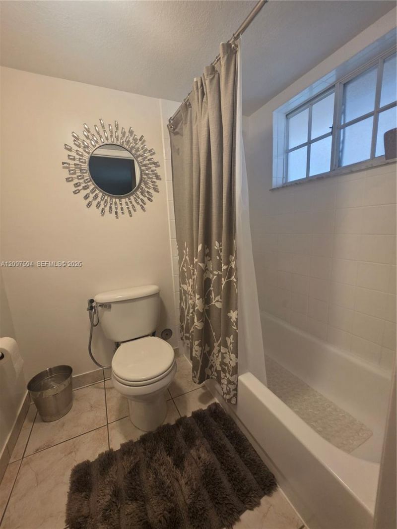 2505 W 76th St , Unit 103, Hialeah, FL 33016 Photo