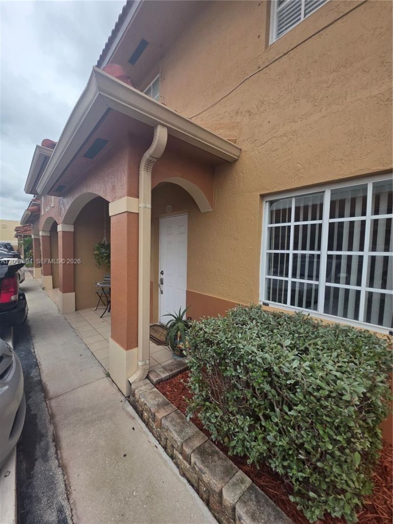 2505 W 76th St , Unit 103, Hialeah, FL 33016 Photo