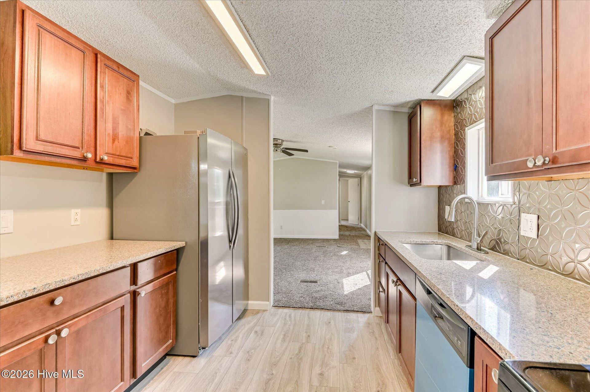 195 Riverbend Drive Photo 9