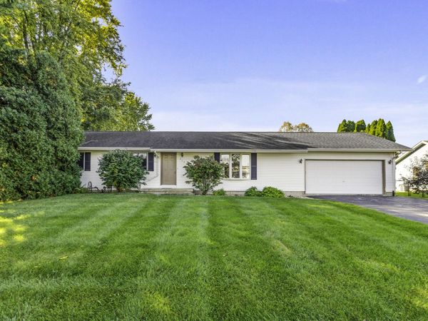 285 Legner Street , Leland, IL 60531