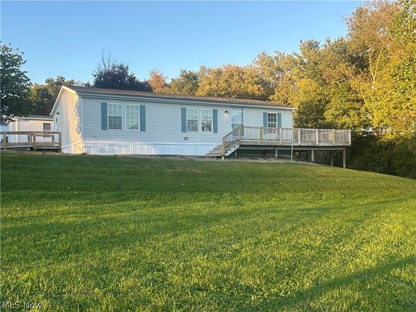 500 S Pleasant Grove Circle, Zanesville, OH 43701