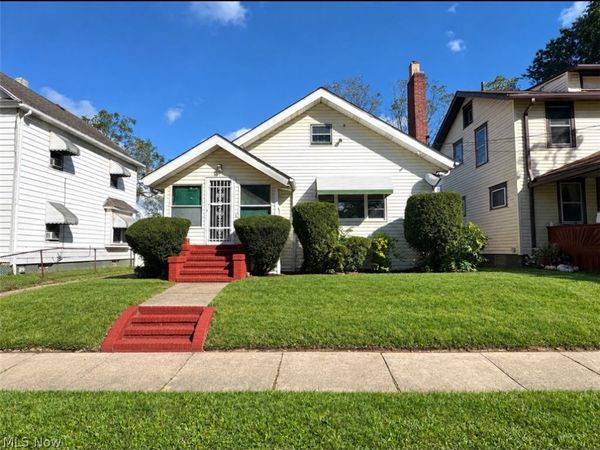 695 Lafollette Street , Akron, OH 44306