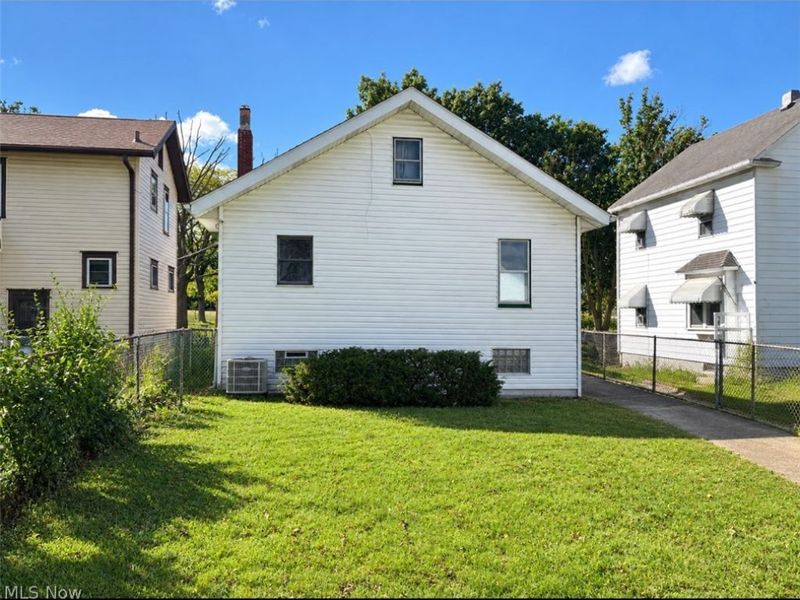 695 Lafollette Street, Akron, OH 44306 Photo 16