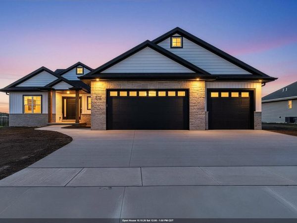 3728 EDWINA DRIVE, De Pere, WI 54115