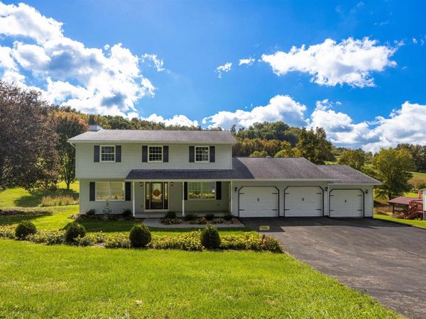 186 Hastings Run Road, Mount Clare, WV 26408