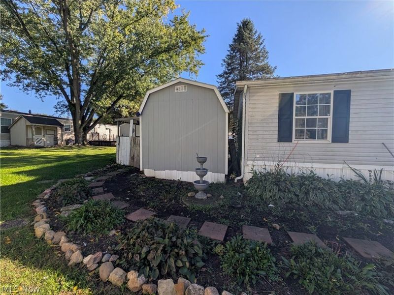 110 W Lebanon Road, Unit 28, Dalton, OH 44618 Photo 3