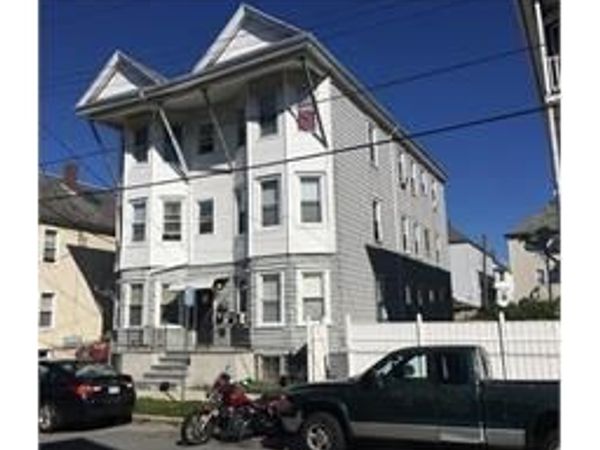 157 Hathaway St, Unit 3E, New Bedford, MA 02746